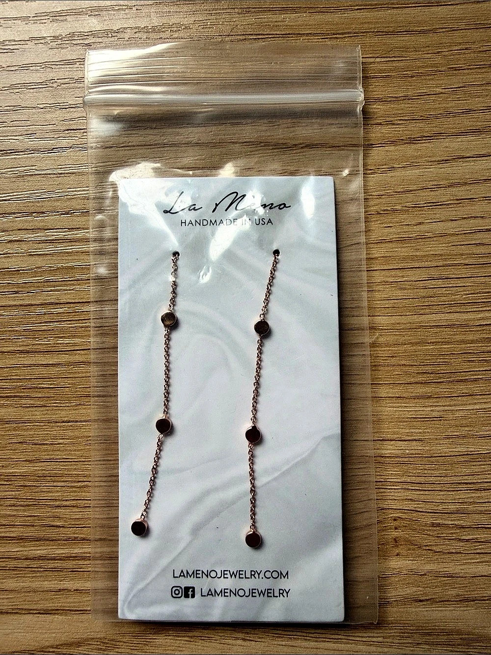 NWT 🥀La Meno Rose Gold Long Station Chain Earrings